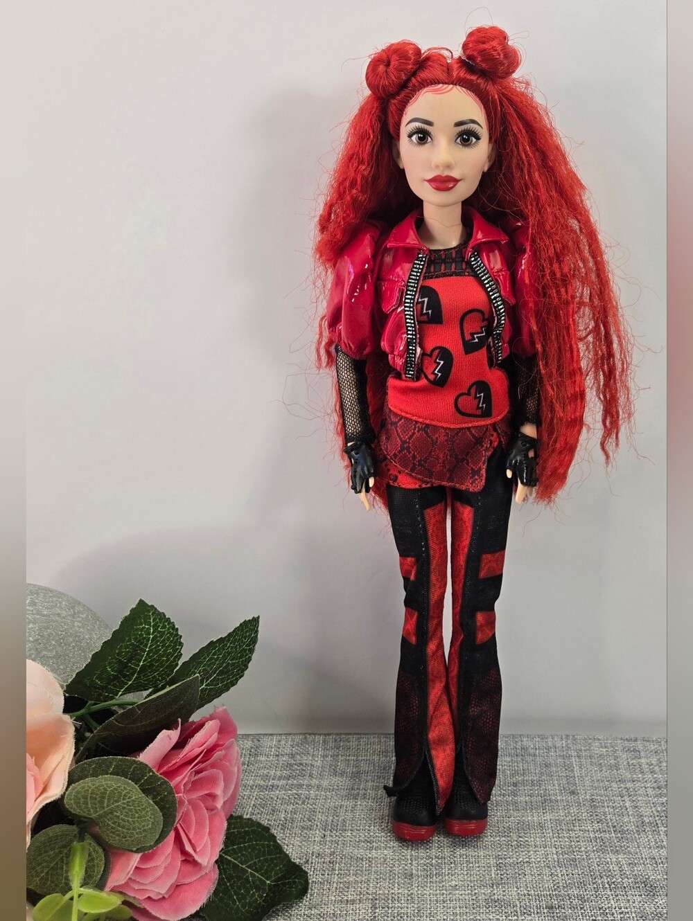 Disney Descendants The Rise of Red Fashion Doll - Red Daughter of Queen of Heart
